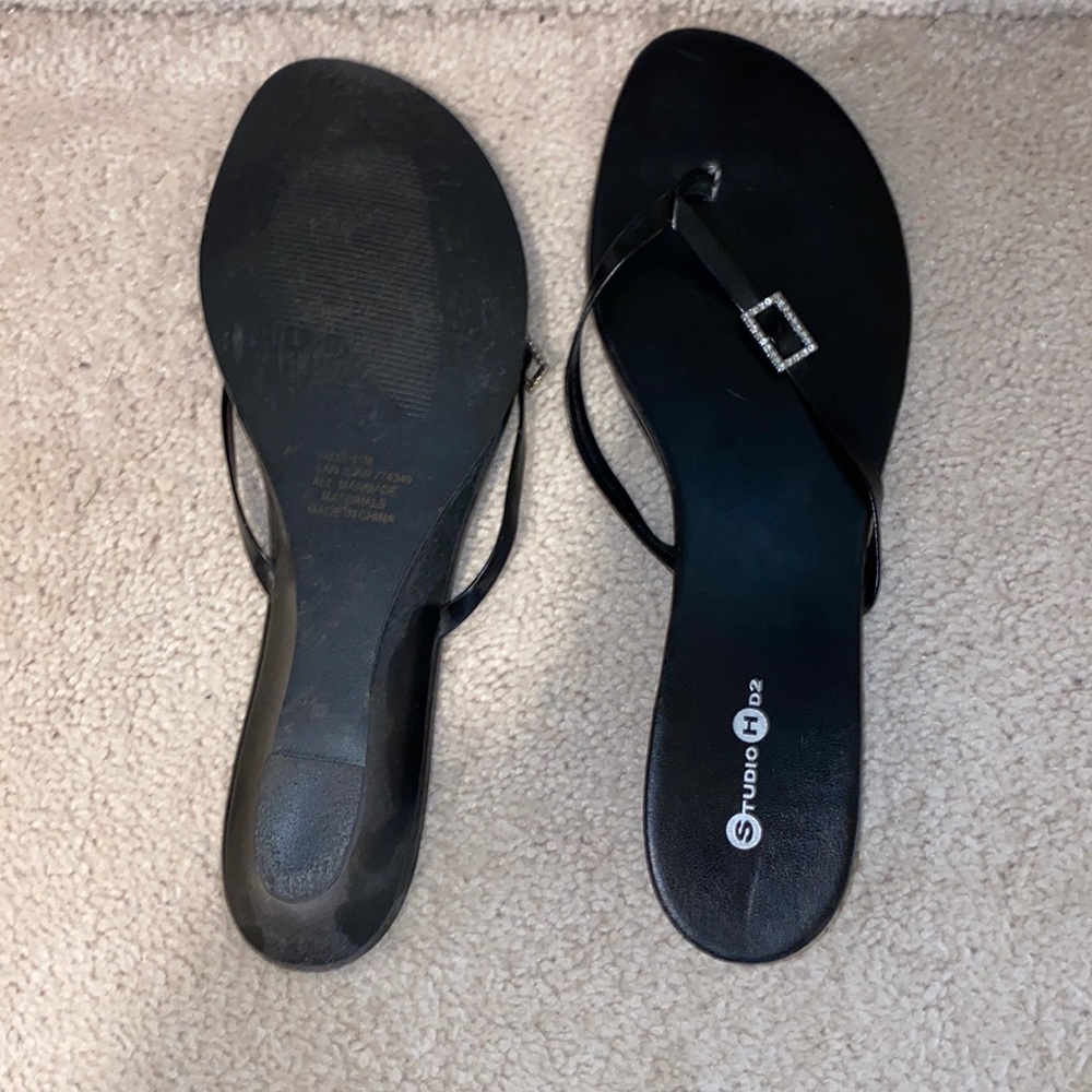 Women’s dressy sandals with small wedge